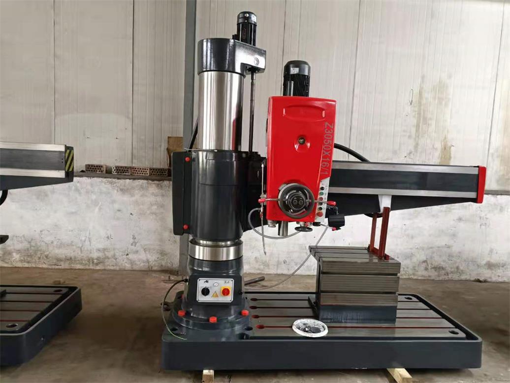 搖臂鉆床 搖臂鉆床